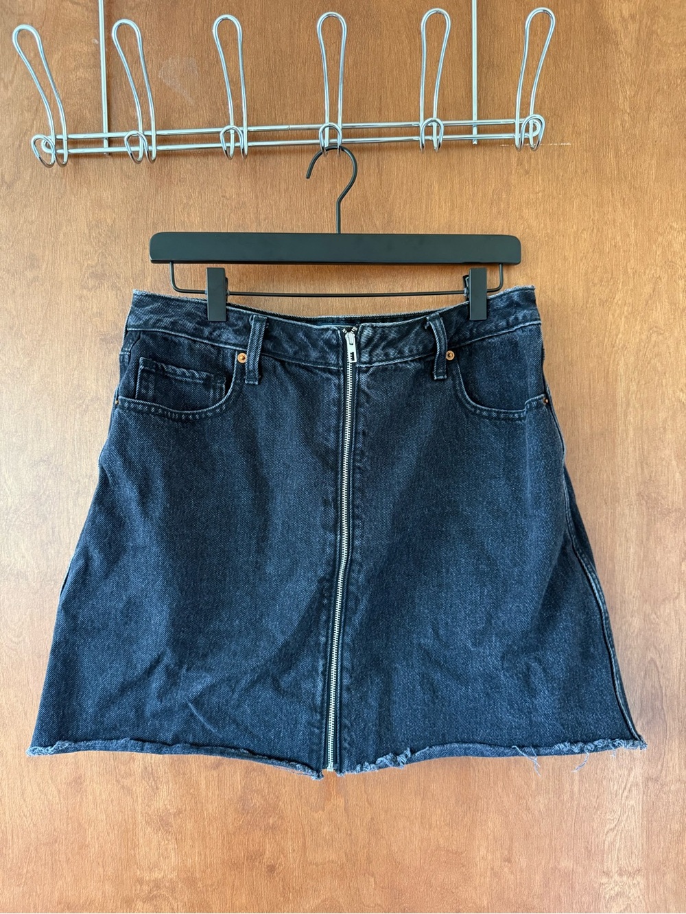 Abercrombie Black Zip Front Denim Skirt 14